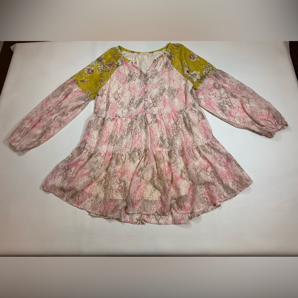Kori mini babydoll dress pink yellow size small flowing arms v neck (bin EE)